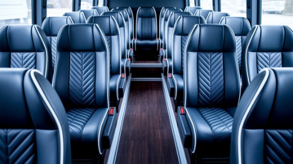 28 passenger minibus rental harrisburg
